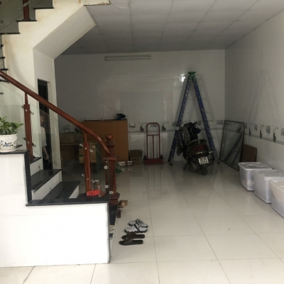 Cho thuê nhà Quang Tiến cạnh Vinsmart  55m2, 5 tầng, mới đẹp, ô tô cất trong nhà