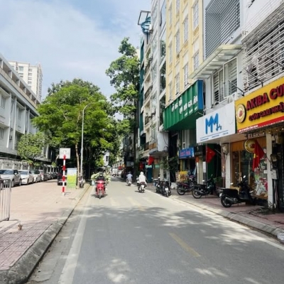 Bán nhà mặt phố Nguyễn Công Hoan – 75m – mặt tiền 5m – vỉa hè rộng – chỉ 35 tỷ “siêu phẩm phố VIP