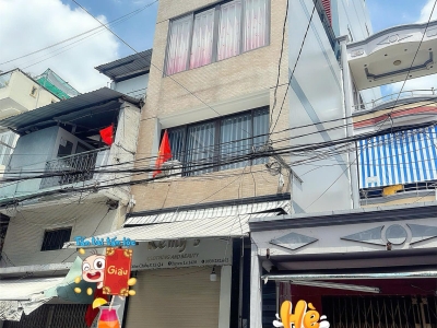 NGAY TRƯỜNG THPT NGUYẼN TRÃI, QUẬN 4 - CHÍNH CHỦ CẦN BÁN TÒA NHÀ 8 TẦNG - GIANG GIANG: 093.86.76.685