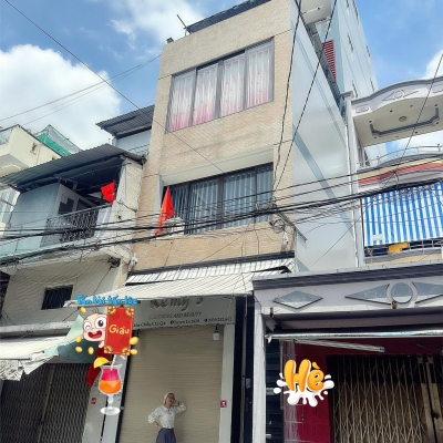 NGAY TRƯỜNG THPT NGUYẼN TRÃI, QUẬN 4 - CHÍNH CHỦ CẦN BÁN TÒA NHÀ 8 TẦNG - GIANG GIANG: 093.86.76.685