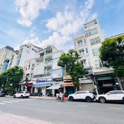 QUẬN 4: CHÍNH CHỦ BÁN NHÀ 6 TẦNG MẶT TIỀN LÊ QUỐC HƯNG, P.XÓM CHIẾU- DT ĐẸP 6,8M*21M SH HOÀN CÔNG CHUẨN- 0938676685 GIANG GIANG