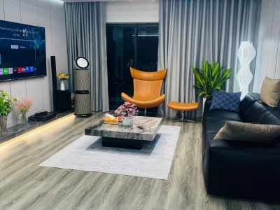 Siêu phẩm 3 ngủ 2 WC tòa Diamond Goldmark City DT 140m2  nội thất mới tinh 100% chưa ở