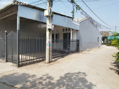 Bán Gấp Nhà Mặt Phố Bà Lài, Sa Đéc, 152m2, 2PN, Sổ Hồng, Hướng ĐN, Chỉ 950 Triệu.