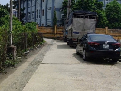 Bán đất tổ 5, (thôn Gia Thượng, Quang Minh, HN. Vị trí trung tâm, giáp khu công nghiệp