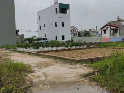 Bán lô đất 3 mặt thoáng, tổ 10 (Cũ), Quang Minh, Mê Linh. Đường 3m, ô tô qua lại. Gần KCN