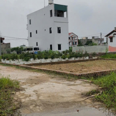 Bán lô đất 3 mặt thoáng, tổ 10 (Cũ), Quang Minh, Mê Linh. Đường 3m, ô tô qua lại. Gần KCN