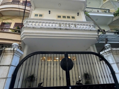 Siêu hiếm, bán nhà Xuân La, ô tô vào nhà, mặt tiền đẹp, chỉ 25 tỷ