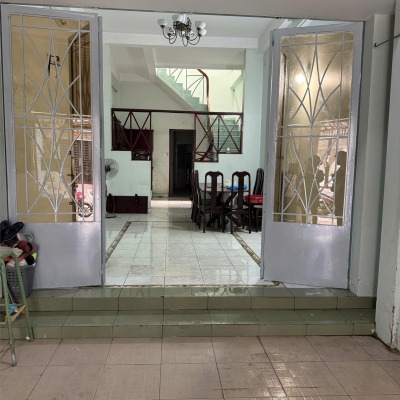 QUẬN 7 HỒ CHÍ MINH CHO THUÊ NHÀ MẶT TIỀN VỪA Ở VỪA KINH DOANH