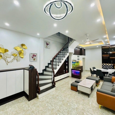 Sài Đồng - Ô tô đỗ cửa - 50m chỉ 8.5 tỷ