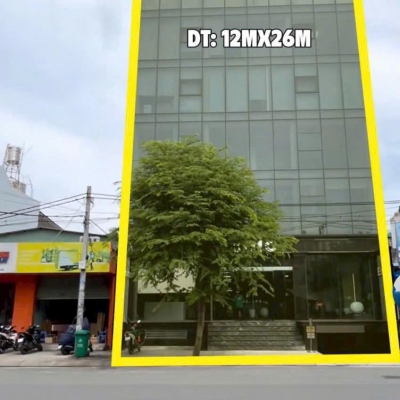 Bán nhà mặt tiền 12.5x30m giá 100 tỷ Đường Phạm Văn Bạch