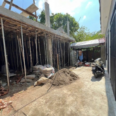 Nhà thang máy xây mới, ngõ nông, gần oto tránh cực đẹp