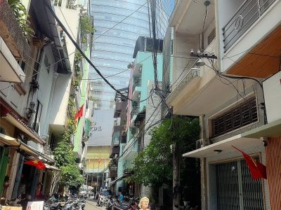 CHÍNH CHỦ CẦN BÁN NHÀ 3 MẶT TIỀN XE HƠI THÔNG ĐƯỜNG HÀM NGHI & HẢI TRIỀU & NGUYỄN HUỆ - VIEW TÒA NHÀ BITEXCO HƯỞNG TRỌN TIỆN ÍCH SIÊU KHỦNG 7.000$/THÁNG