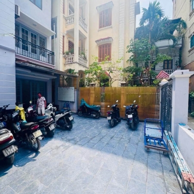 ĐỘI CẤN, BA ĐÌNH – NHÀ ĐẸP TRUNG TÂM – 98M² – 5 TẦNG – MT 7M – 183TR/M²