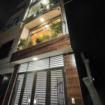 BÁN NHÀ HỌC VIÊN TÀI CHÍNH - BẮC TỪ LIÊM - DT43M2 - 6 TẦNG - GIÁ 8 TỶ - Ô TÔ- KINH DOANH