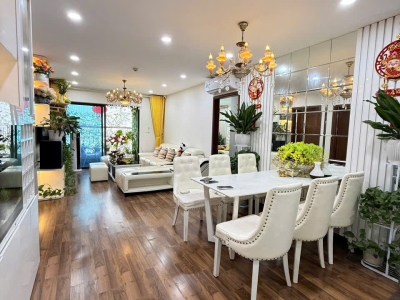 CẦN BÁN GẤP CĂN HỘ HẠNG SANG VIEW TRỰC DIỆN SÂN VẬN ĐỘNG MỸ ĐÌNH – DIAMOND GOLDMARK CITY