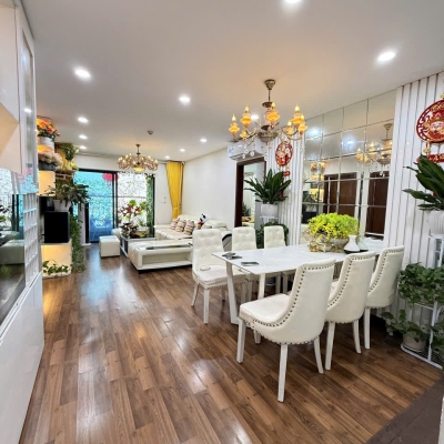 CẦN BÁN GẤP CĂN HỘ HẠNG SANG VIEW TRỰC DIỆN SÂN VẬN ĐỘNG MỸ ĐÌNH – DIAMOND GOLDMARK CITY