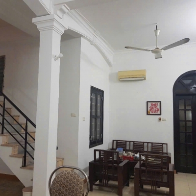 Cho thuê nhà nguyên căn Ngõ Văn Chương, 50m2 x 3 tầng, 3 ngủ, 10 Triệu