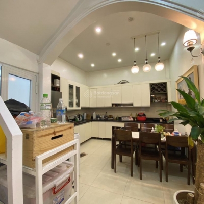 Bán nhà Kim Giang - DT 45m2 x 5 tầng, nhà đẹp, ở luôn, ngõ oto, giá 7.25 tỷ, SĐCC