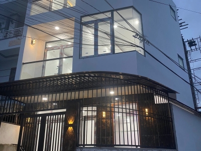 BÁN NHÀ CĂN GÓC 2 MẶT TIỀN 3 TẦNG HẺM OTO PHƯỚC LONG NGAY KĐT PHƯỚC LONG