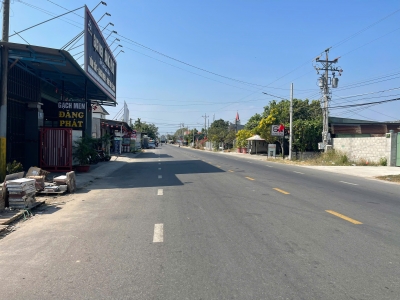 Bán 5m x 22,5m đất ODT Đường Nguyễn Tri Phương,LaGi giá đầu tư 400 triệu/m ngang