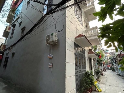 Bán 85M giáp nhị tặng nhà lô góc ngõ thông hoàng mai