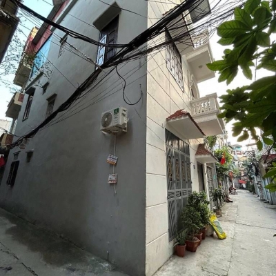 Bán 85M giáp nhị tặng nhà lô góc ngõ thông hoàng mai