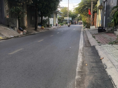 ????Bán Đất An Phú Đông 1  cách MT 100m giáp Gò Vấp 4,5 tỷ 
✅Đường 9m vỉa hè 3m 
✅Diện tích 4.5x16.3 
✅Công nhận 63m2
✅Giá bán 4.5 tỷ bớt lộc
????/zalo 0866699790 xem đất