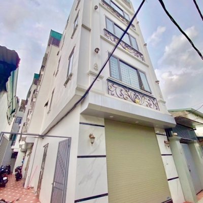 BÁN NHÀ ĐẸP THỤY PHƯƠNG - ĐÔNG NGẠC - DT37M2 - 5 TẦNG - GIÁ 6,5 TỶ 
NGÕ GẦN Ô TÔ  - KINH DOANH