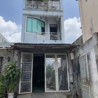 L1639 ⭐️ Giảm 1.4tỷ! Chợ Đầu Mối Nông Sản Hóc Môn, SHR, Vuông, HXH, 3 tầng, 4x17m, 3.x tỷ