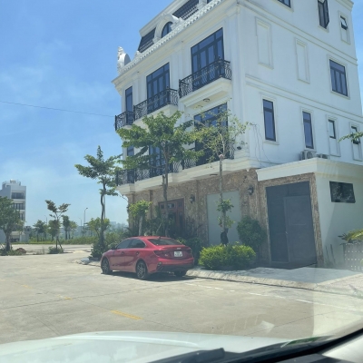 MỘT LÔ DUY NHẤT TẠI KHU PHÙ KHÊ - QUANH 2TY