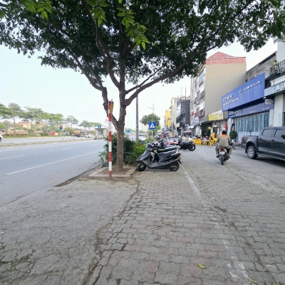 Bán đất Lý Sơn, Ngọc Thuỵ 56m, MT 5m6 oto thông, vuông đét chỉ hơn 9 tỷ còn TL. LH 0936123469
