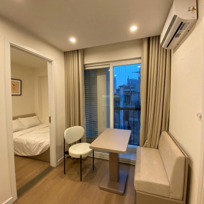 BÁN TÒA NHÀ APARTMENT ĐÊ LA THÀNH, ĐỐNG ĐA - 74M x 7T THANG MÁY - MT 7M - DÒNG TIỀN 1.2 TỶ/NĂM - GIÁ 22 TỶ