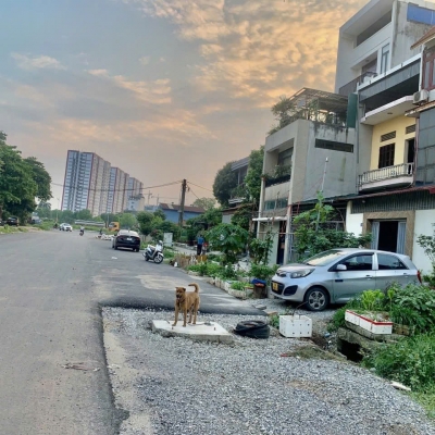 BÁN ĐẤT PHÂN LÔ – Ô TÔ VÀO – GẦN HỒ – DÂN TRÍ CAO

???? Ngọc Thụy, Long Biên – 99m² – Giá 15.4 tỷ