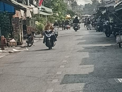 KẸT TIỀN BÁN GẤP NHÀ ĐƯỜNG HOÀI THANH, [P14, Q8] DT: 113.3M2( 5.2 X 22M) SÁT BÊN CHỢ, CHỈ 5.2 TỶ.