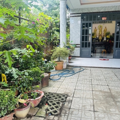 Bán nhà 205m2,SHR thổ cư 100%, đường ô tô,ngay cổng vào KCN Tân Đông Hiệp