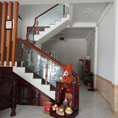 ♪Nhà MT đường 5.5m lề 3m, gần Tiển La Chợ Hoà Cường, 66.5m2 3 tầng, cứng cáp, 5.x tỷ