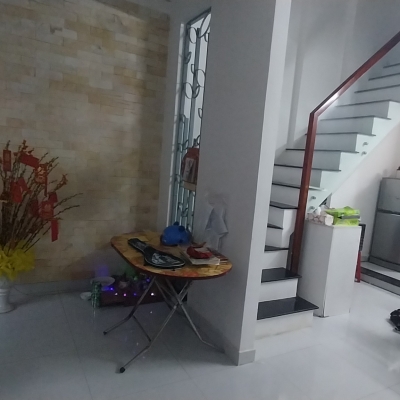 ► Nhà Kiệt gần Thái Thị Bôi, 67m2 + sân ngoài sổ 20m2, lửng đúc cứng, sạch sẽ 2.65  tỷ