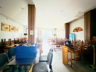 # MT Ông Ích Khiêm gần Nguyễn Văn Linh, 118m2, ngang 6.7m, 3 tầng, sập hầm