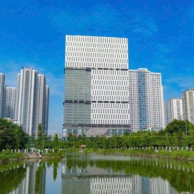 BÁN SÀN VĂN PHÒNG, ROX TOWER GOLDMARK CITY – VỊ TRÍ KIN CƯƠNG- NÂNG TẦM GIÁ TRỊ DOANH NGHIỆP LH; 0931982626