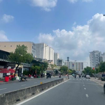 Bán nhà 2 mặt tiền 14,8x25m giá 51 tỷ Đường Phan Văn Hớn