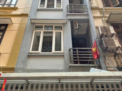 Cho thuê nhà ngõ oto Quan Hoa- làm VP cty, KD on, kết hợp ở 45m2*4 tầng-Giá 18 triệu