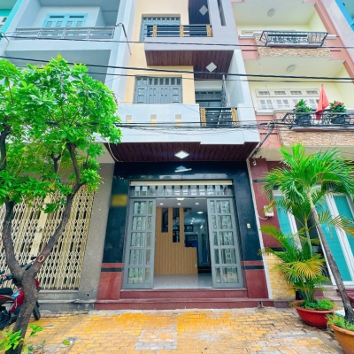 Nhà mặt tiền nội bộ khu VIP Bông Sao P5Q8