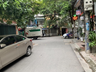 Chính chủ bán nhà Trích Sài gara oto kinh doanh, 6 tầng sát Hồ Tây, 40m2 giá bán 18 tỷ