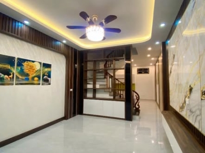 chính chủ bán nhà 4 tầng đẹp ngay trần lãm, gần bv sản an đức và khối bệnh viên lớn nhất tỉnh hưng yên