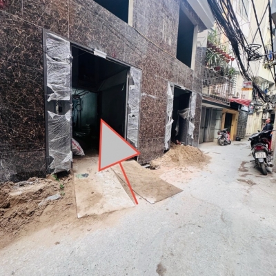 OTO ĐỖ CỬA - CĂN HỘ DV 7 TẦNG THANG MÁY GÀ ĐẺ TRỨNG VÀNG - 18 PHÒNG KHÉP KÍN FULL NỘI THẤT