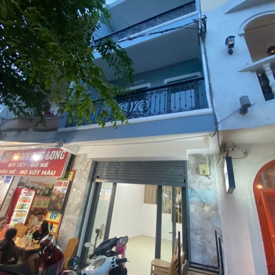 BÁN NHÀ MẶT TIỀN HOÀNG MINH GIÁM – VỊ TRÍ ĐẸP GẦN SÂN BAY