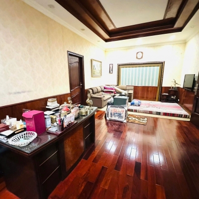 Giảm chào 200tr! Bán nhà Nguyên Hồng, 80m2, 7 tầng thang máy, mặt tiền 7.1m, 59.8 tỷ, KD đỉnh