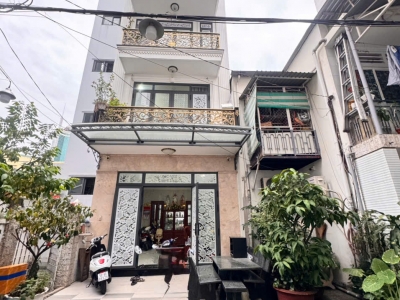 BÁN NHÀ 5 TẦNG Đ.NGUYỄN THỊ MINH KHAI - NGAY ĐÀI TRUYỀN HÌNH & DH KHXH NV - NGANG ĐẸP 8,6M*7M NỞ HẬU VUÔNG ĐẸP - GIANG GIANG:0901611116