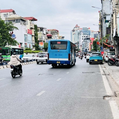 bán nhà mặt phố Nghi Tàm, 91m x 8 tầng, mặt tiền 9.5m, thông sàn kinh doanh