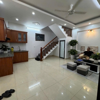 NHÀ NHẬT TẢO – 5 TẦNG MỚI – GẦN CIPUTRA – 7,2 TỶ